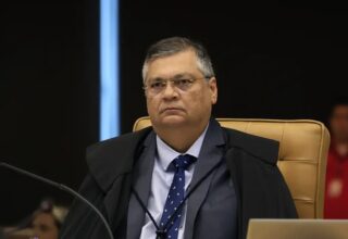 Após meses de tensão entre poderes, Dino libera emendas com novas exigências de transparência - 