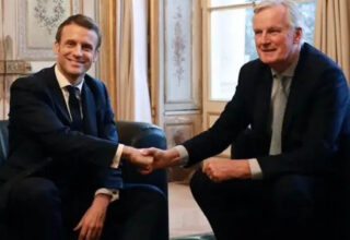 Primeiro-ministro Michel Barnier é removido do cargo após moção de censura na França - 