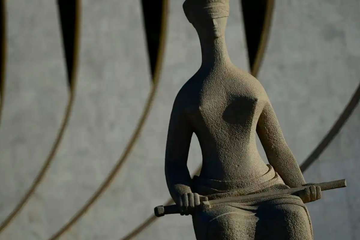 Moraes dá 48 horas para Exército explicar visitas a militares investigados por plano golpista - 