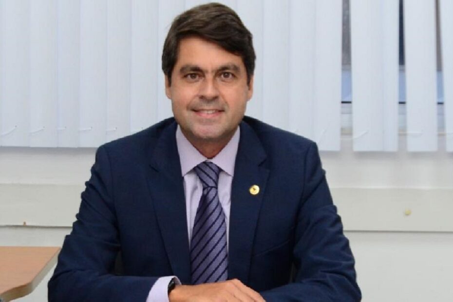 ‘Não é uma decisão fácil renunciar um mandado de deputado estadual’, diz Paulo Câmara sobre Pablo Roberto - 