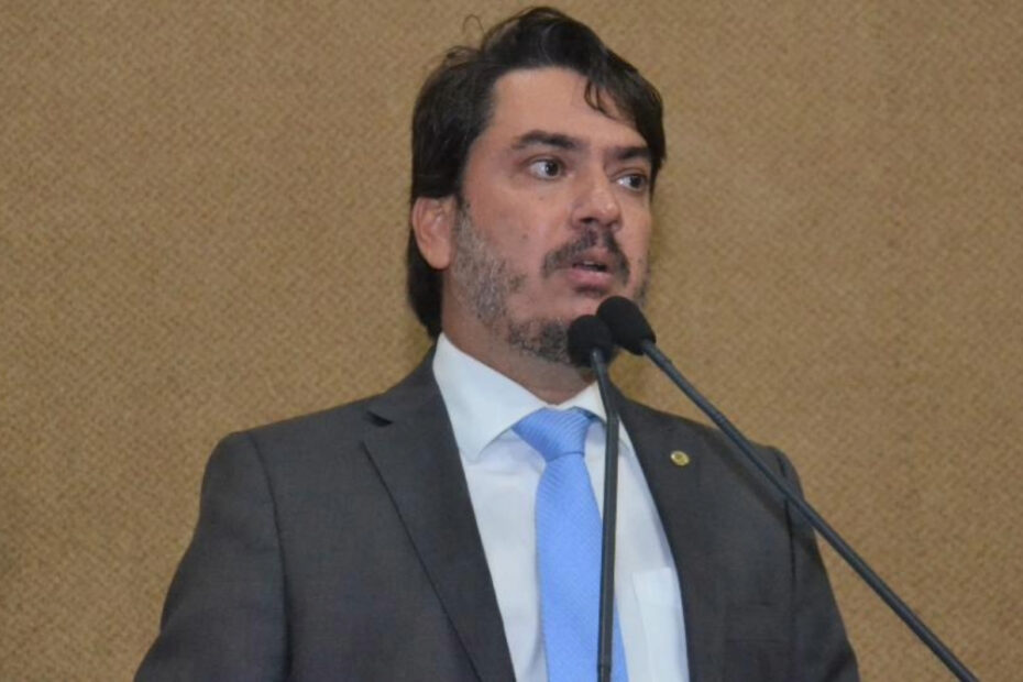 Deputado propõe medidas para proteger idosos contra fraudes financeiras na Bahia - 