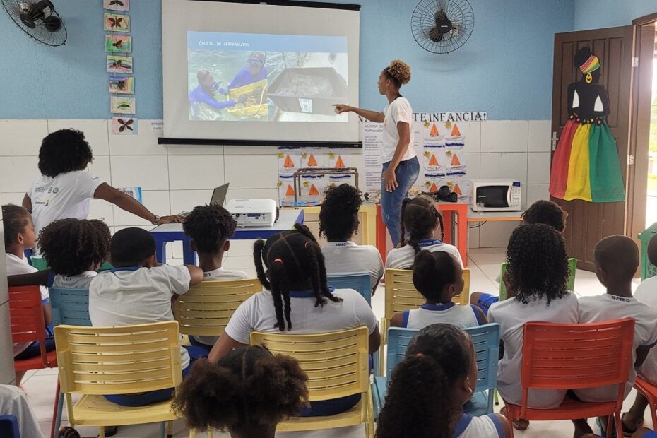 Projeto Corais de Maré leva educação ambiental às escolas municipais de Ilha de Maré - 