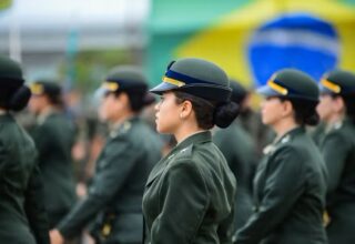 Alistamento militar feminino recebe mais de 7 mil inscrições em dois dias - 