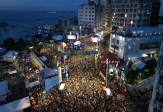 Carnaval de Salvador 2025 deve atrair 850 mil turistas e movimentar R$ 1,8 bilhão - 