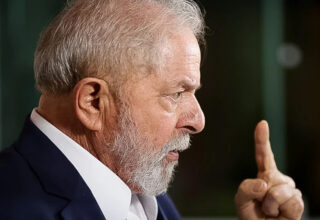 Oposição estuda pedir impeachment de Lula após irregularidade no ‘Pé-de-Meia’ - 