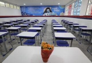 Governo da Bahia convoca mais 213 professores para Educação Básica em caráter emergencial - 