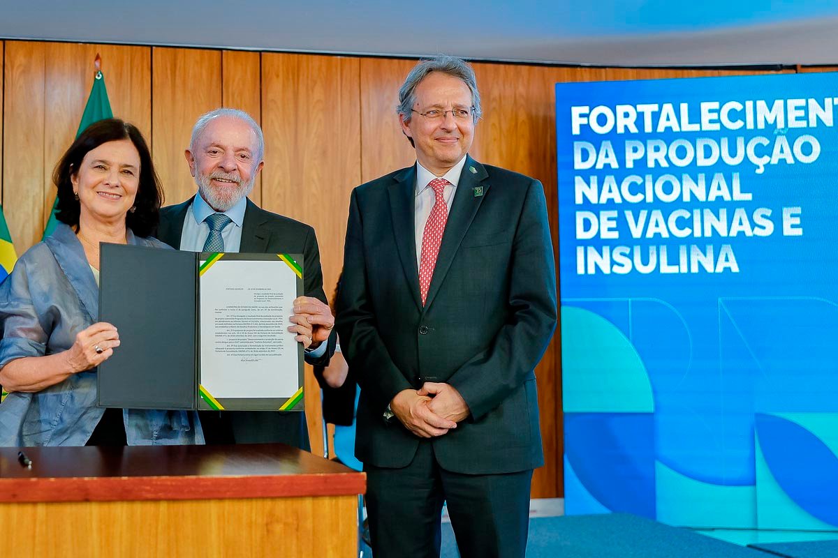 Brasil terá vacina 100% nacional contra a dengue em 2026 - 