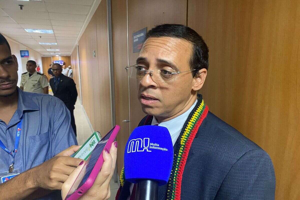Hilton Coelho diz que PSOL acionou TJ-BA contra reeleição de Adolfo Menezes: ‘Vamos entrar também no STF’ - 