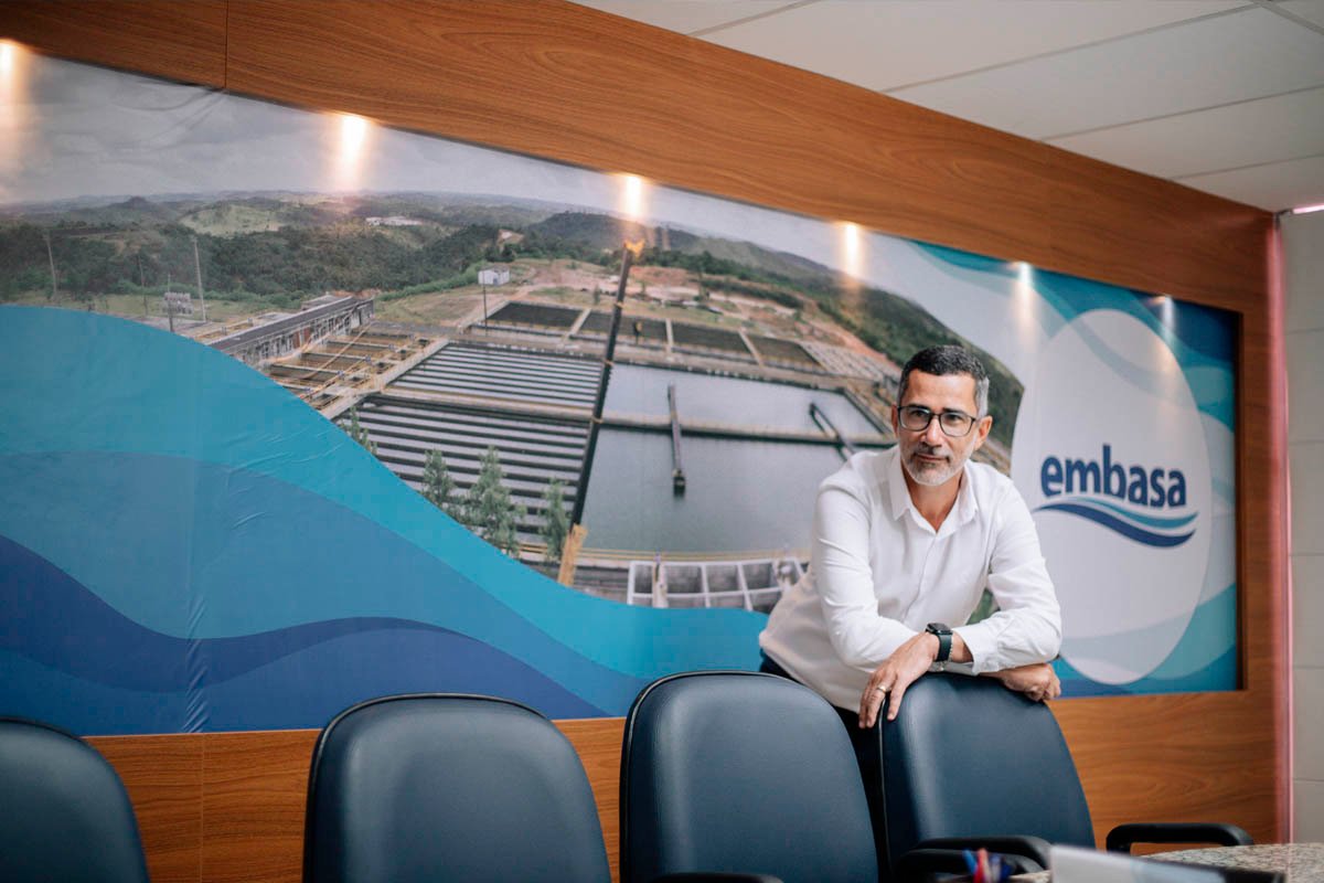 Indicado por Jerônimo, Gildeone Almeida é efetivado presidente da Embasa - 