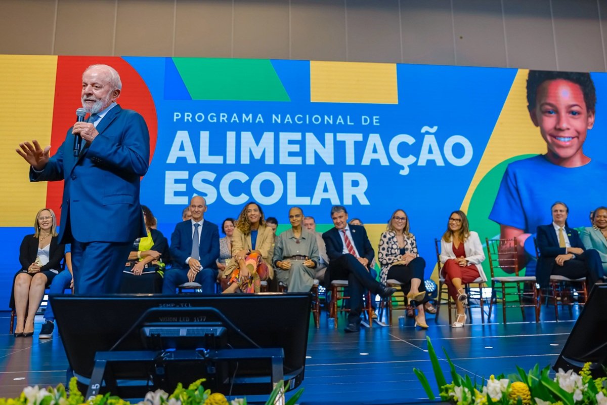 Governo federal reduz limite de ultraprocessados na merenda escolar para 15% - 