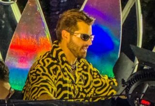 Alok arrasta multidão no circuito Dodô com balada eletrônica e homenagens à música baiana - 