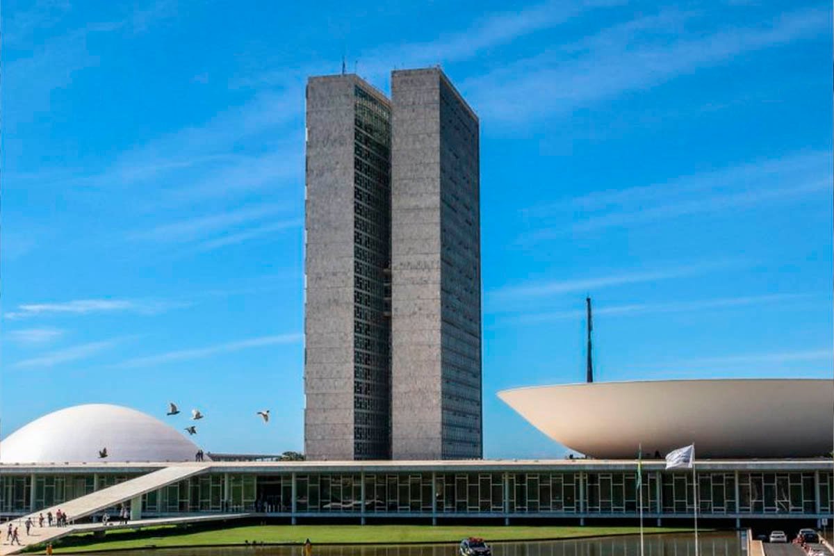 PF investiga esquema de emendas na Câmara e atuação de assessora ligada ao PP e ex-assessora de Lira - 