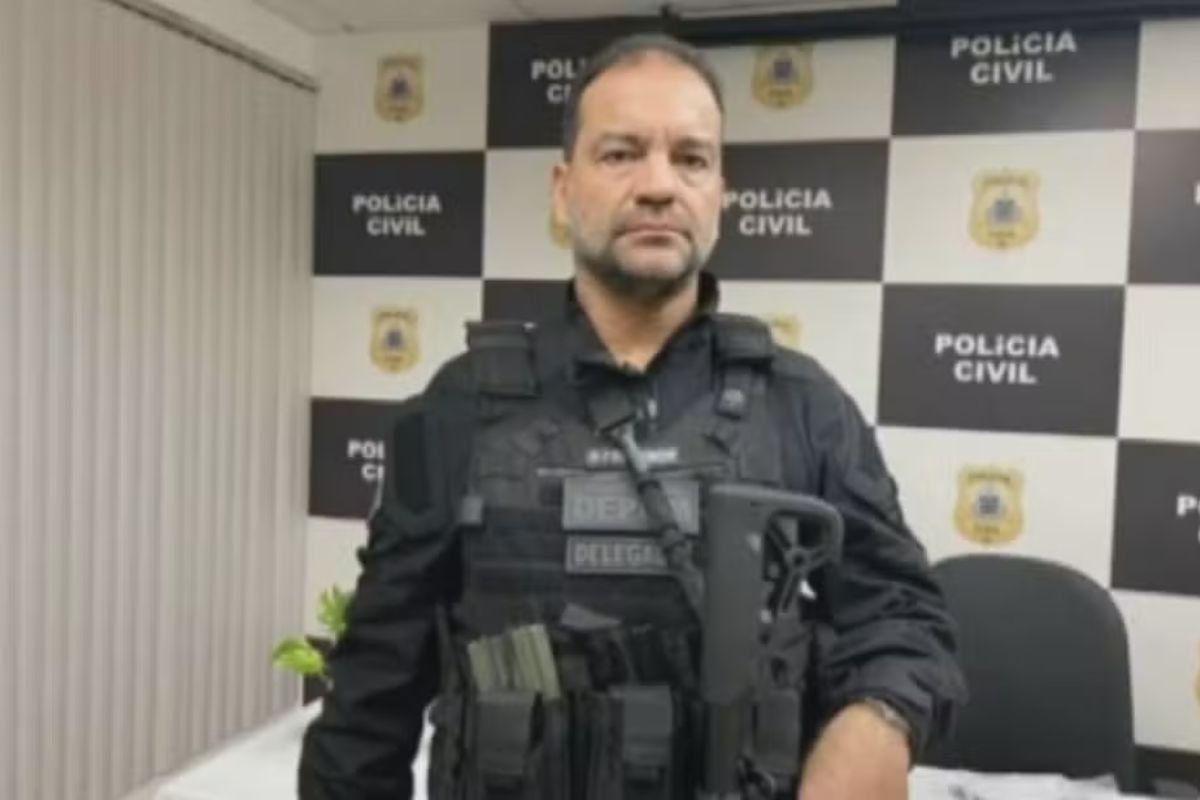 Delegado da Polícia Civil da Bahia é exonerado após investigação sobre desvio de fuzis - 