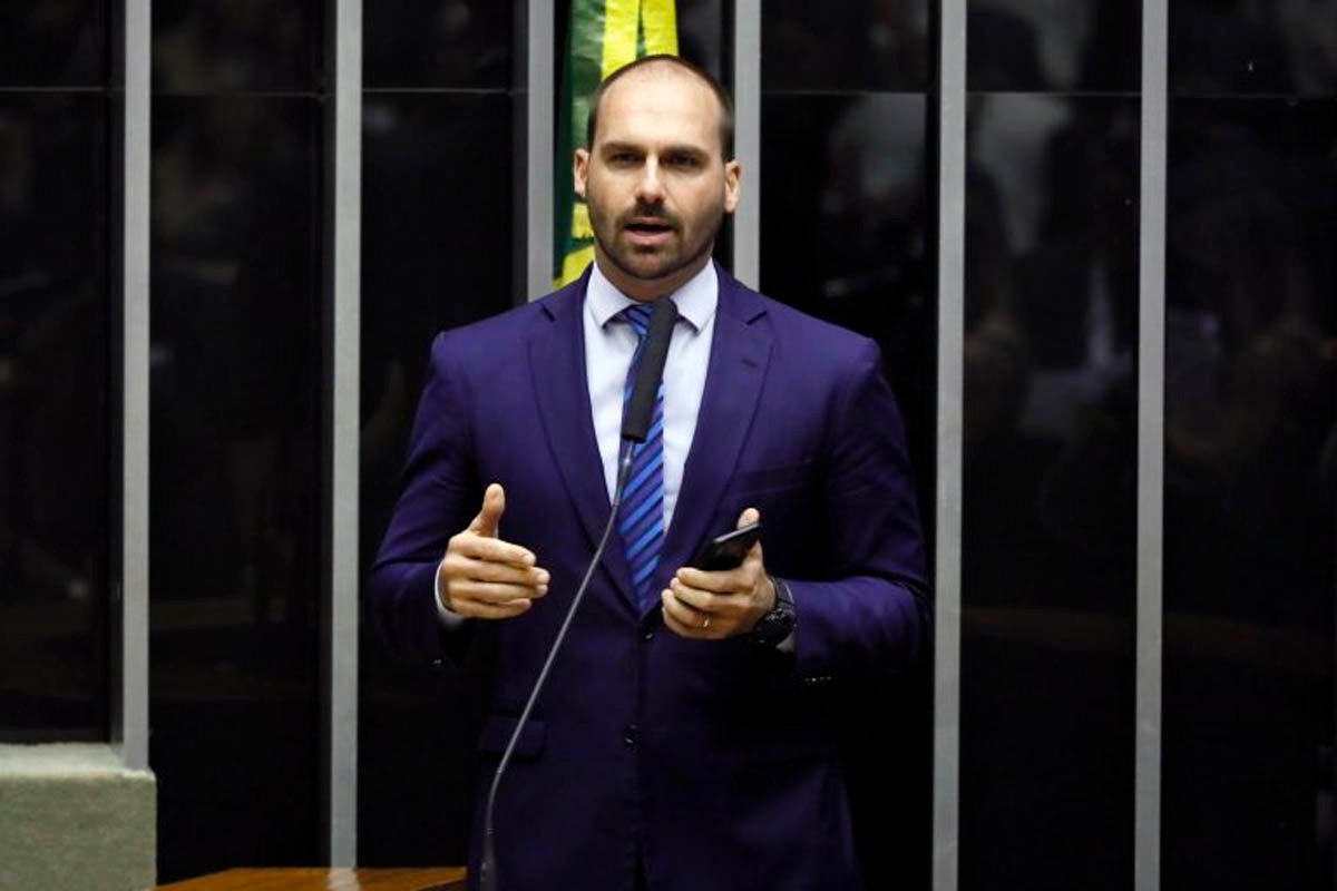 PGR pede inquérito contra Eduardo Bolsonaro por campanha nos EUA que mira STF e PF - 