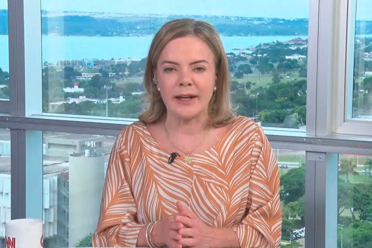 Gleisi diz que Kassab é ‘injusto’ com Lula, defende frente democrática e critica Banco Central - 