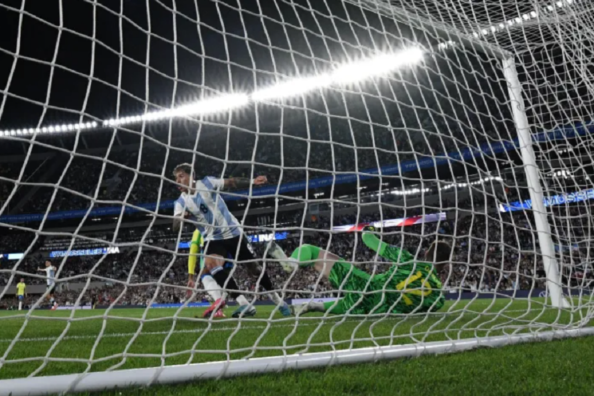 Brasil leva goleada humilhante da Argentina e derrota aumenta pressão sobre Dorival Júnior - 