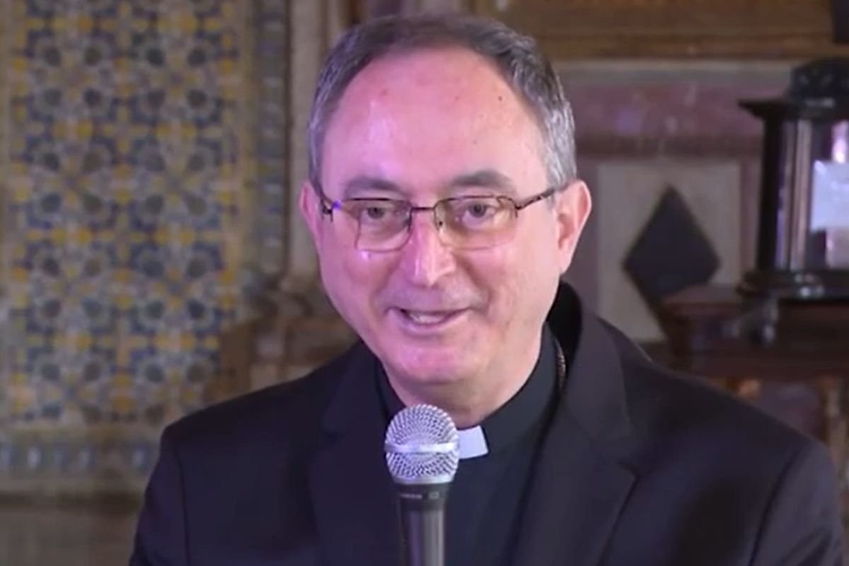 Brasileiro cotado ao papado viaja ao Vaticano para velório de Francisco e Conclave - 