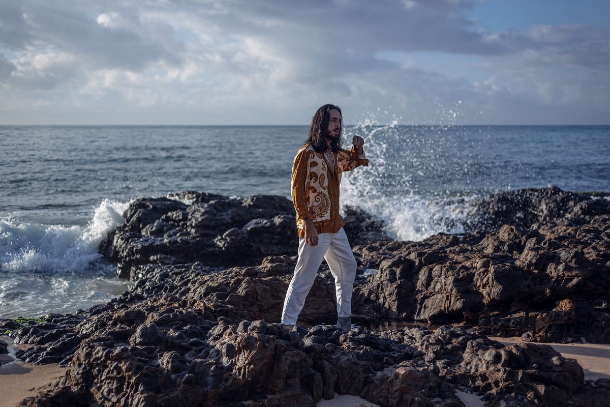 Teatro Gamboa inicia programação de abril com comédia, música e artes visuais - 