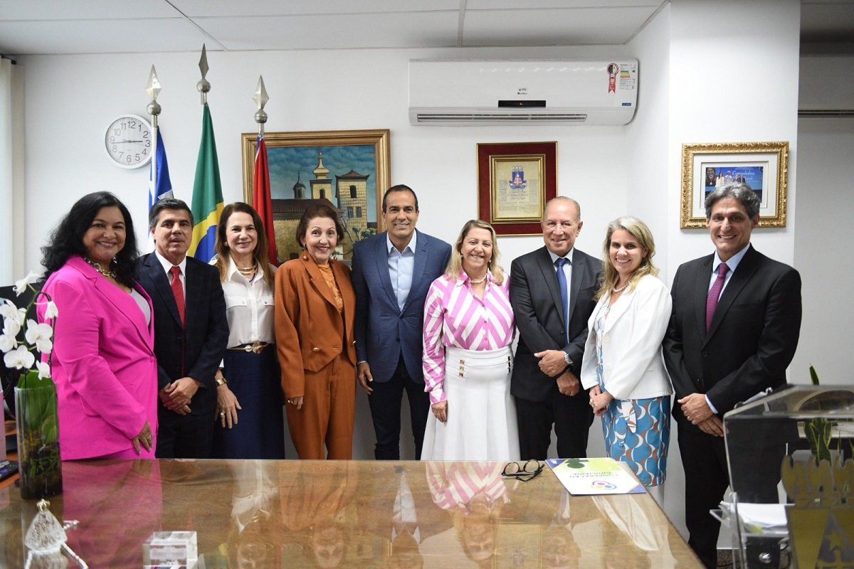 Prefeitura de Salvador e TJ-BA firmam parceria para levar serviços via wi-fi gratuito - 