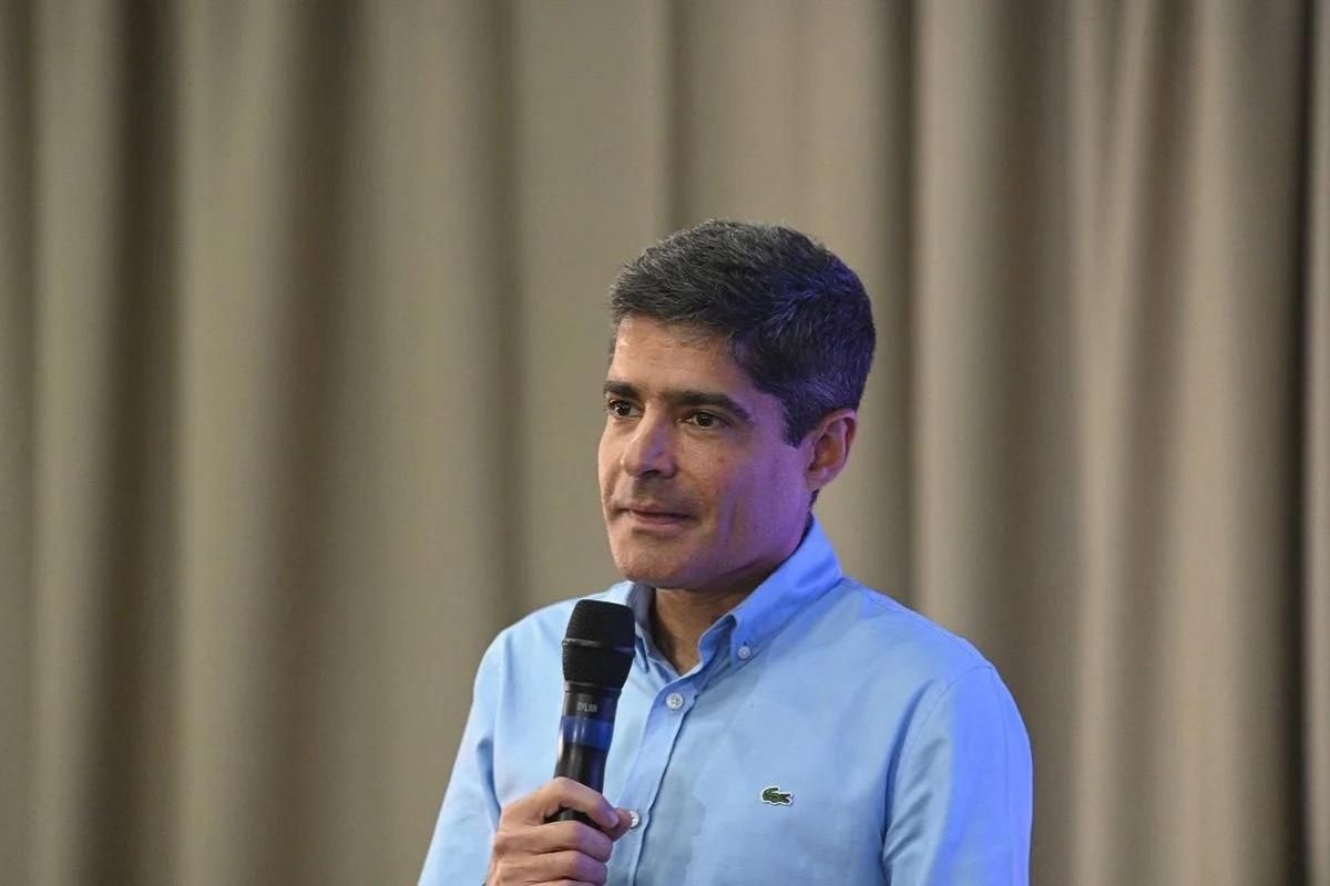 ACM Neto reage e lança ofensiva no interior da Bahia após avanço de Jerônimo com prefeitos - 
