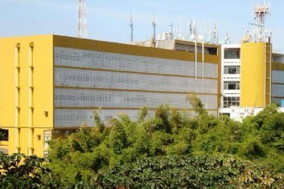 Água contaminada na UFBA: estudantes denunciam risco à saúde e cobram solução urgente - 