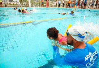 Arena Aquática de Salvador recebe Festival de Natação do Maio Laranja neste sábado; evento reforça proteção à infância - 