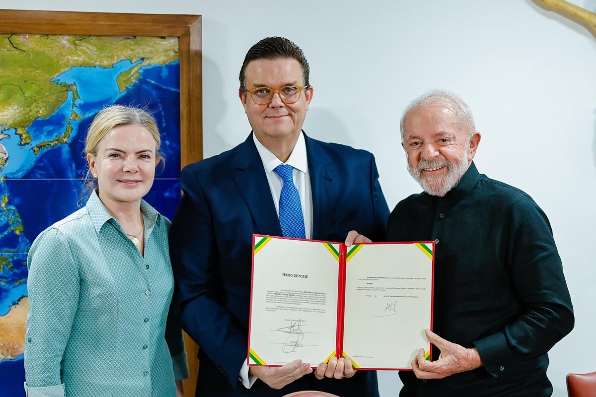Quem é Wolney Queiroz, ex-deputado e braço direito de Lupi que assume a Previdência - 