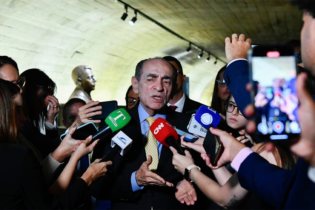 CCJ do Senado aprova fim da reeleição para presidente, governadores e prefeitos - 