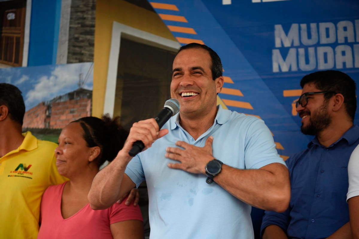 Prefeitura de Salvador entrega 100 casas reformadas pelo Morar Melhor no Acupe de Brotas - 