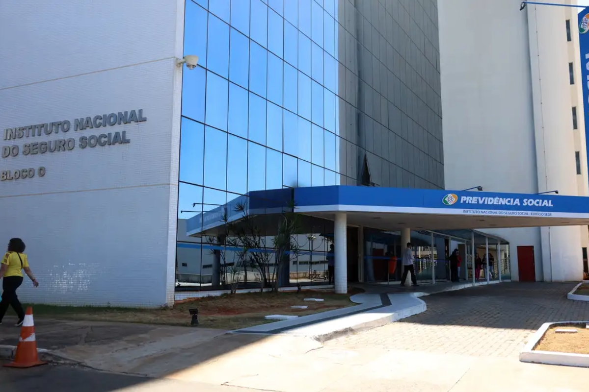 Entidade ligada ao PT redigiu 96 emendas para alterar MP antifraude do INSS - 