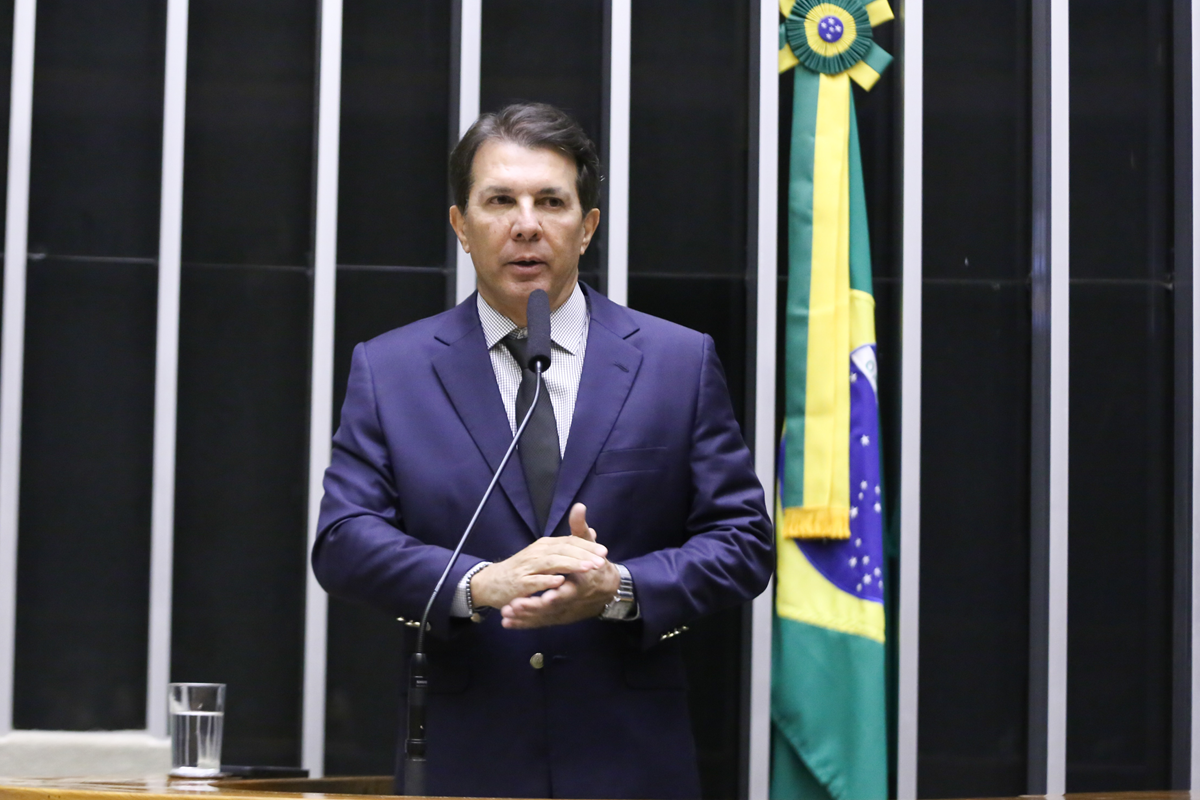 Arthur Maia critica taxação de Trump e diz que medida fere princípios de independência: ‘afronta à soberania do Brasil’ - 