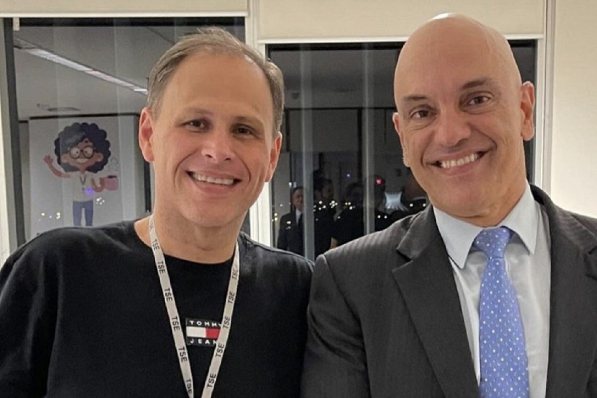 PGR denuncia ex-assessor de Moraes por vazar informações e tentar obstruir investigações - 