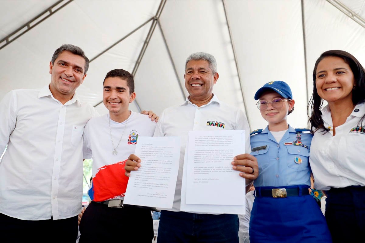 Jerônimo entrega escolas, viaturas e obras de saúde em Barreiras e anuncia novos investimentos - 
