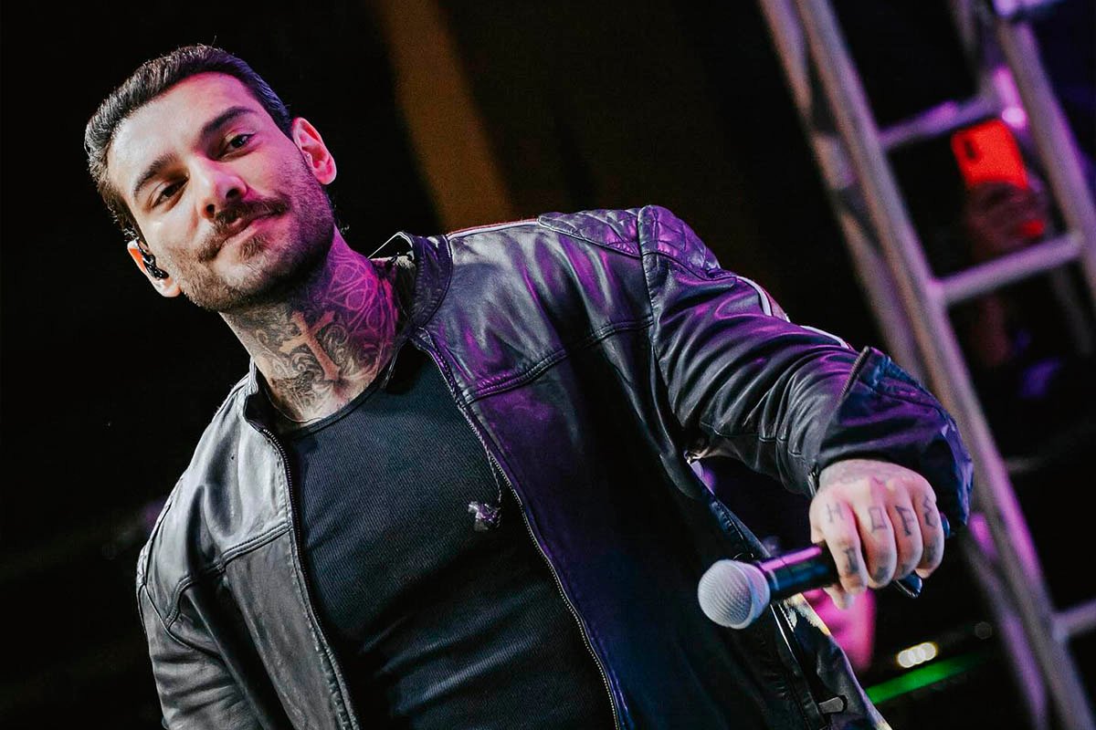 Lucas Lucco e pai são indiciados por fraude com carros de luxo; cantor diz ter sido vítima de golpe - 