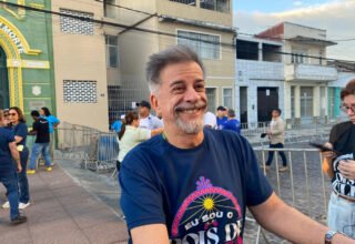 Caboclo de branco e periferia no centro:  Guerreiro destaca temática e protagonismo popular no 2 de Julho - 