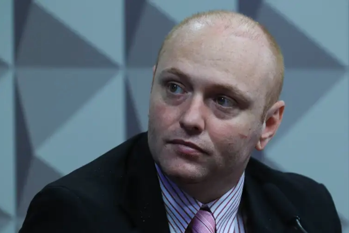 Moraes mantém prisão de Delgatti e recusa semiaberto: ‘risco à ordem pública’ - 