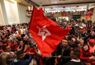 Taxação dos super-ricos: PT convoca exército digital para pressionar por justiça fiscal - 