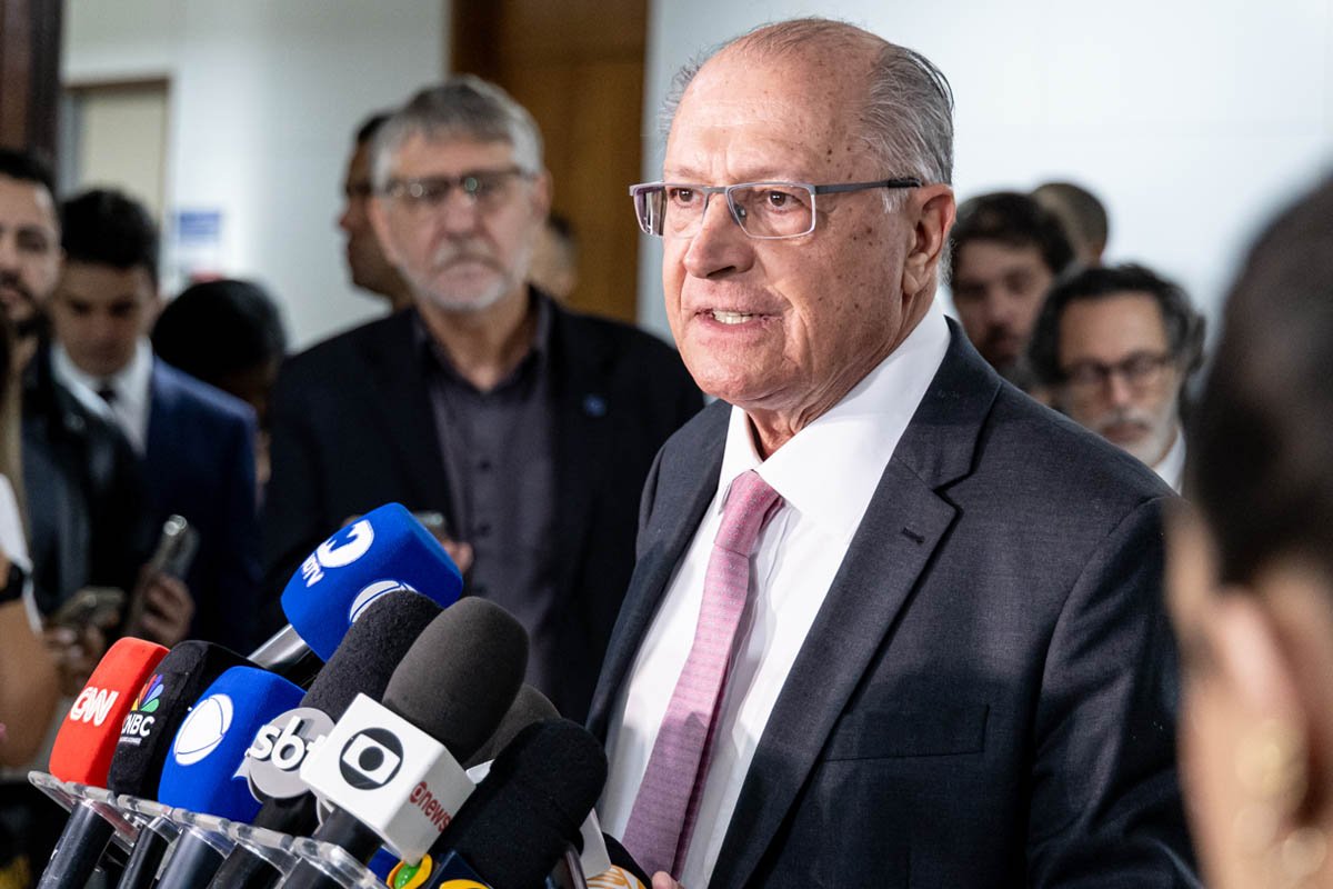 Alckmin vê espaço para acordo com EUA sobre tarifaço: ‘Se depender de nós, acaba amanhã’ - 