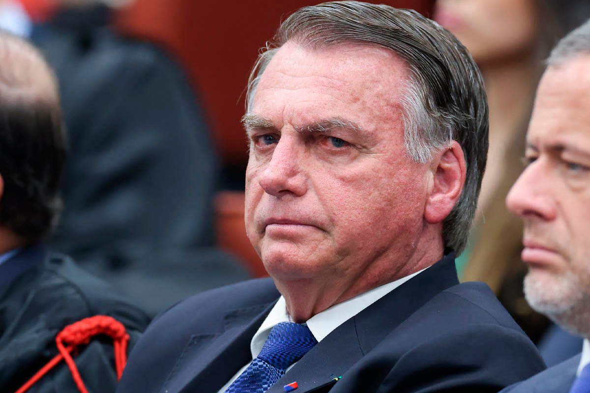 Moraes autoriza Bolsonaro a deixar prisão domiciliar para fazer exames médicos em Brasília - 