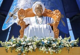 Centenário de Mãe Stella de Oxóssi é celebrado com atos culturais e defesa da tolerância religiosa em Salvador - 