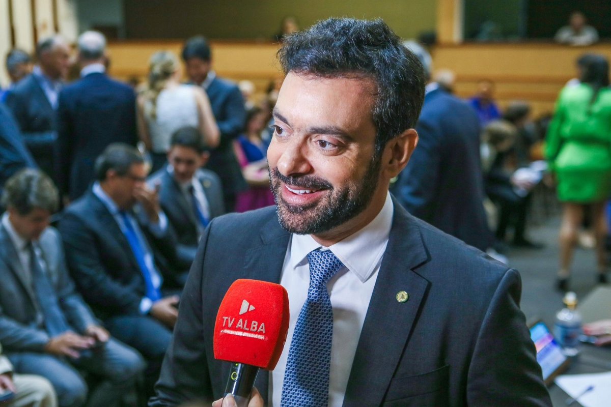 Tiago Correia aponta desgaste de Jerônimo e consolidação de ACM Neto na Bahia - 