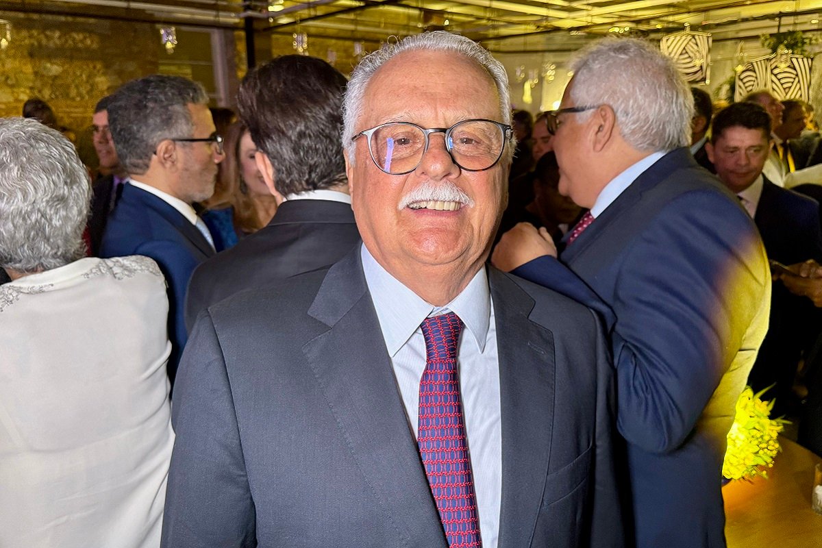 Mário Gordilho relembra fundação da Ademi-BA e diz que habitação e saneamento devem ser prioridades do poder público - 