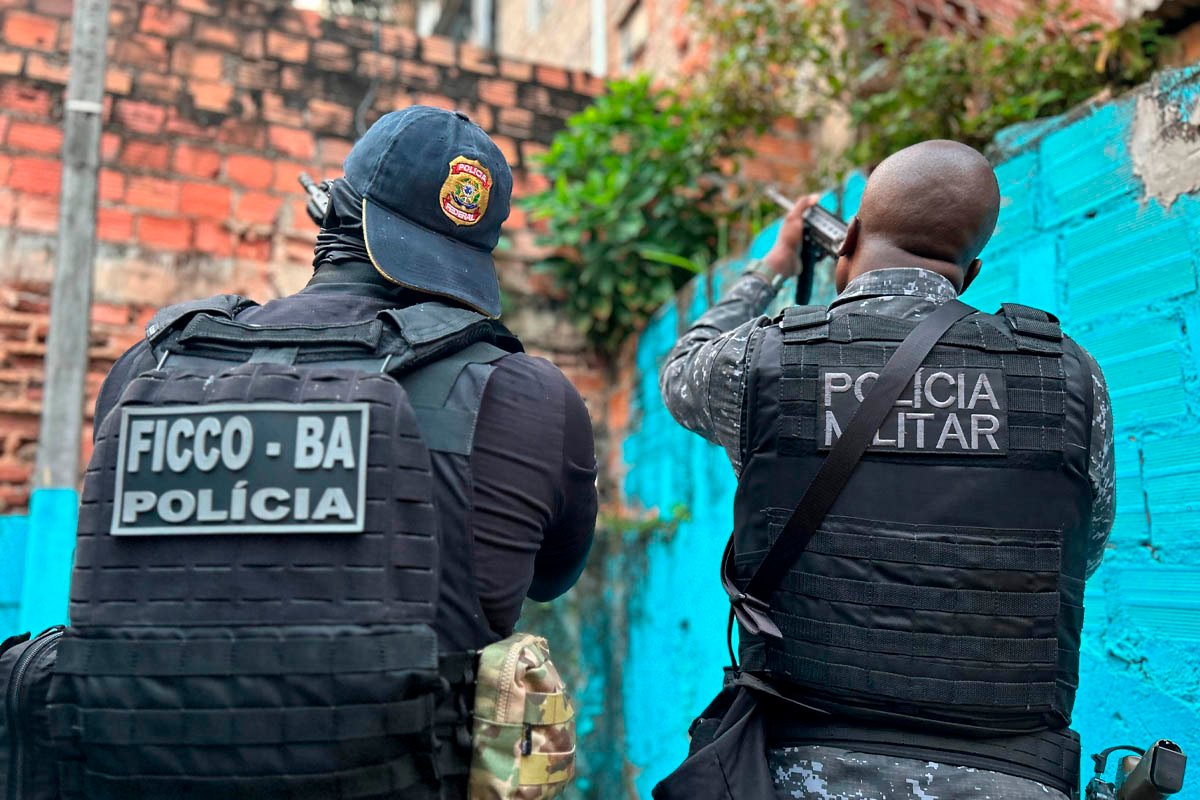 Bahia encerra 2025 com 18 mil prisões e desafio de conter a barbárie das facções - 