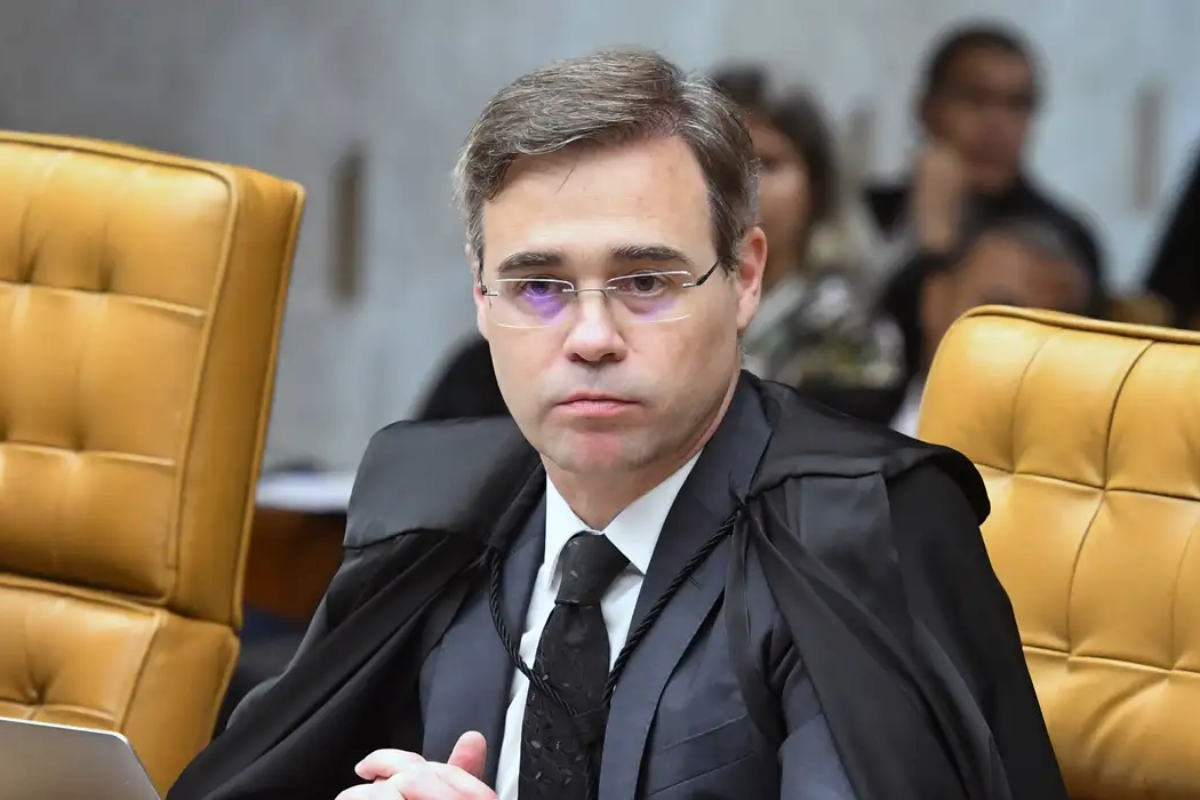 Fraudes no INSS: STF transfere investigação para ministro André Mendonça - 