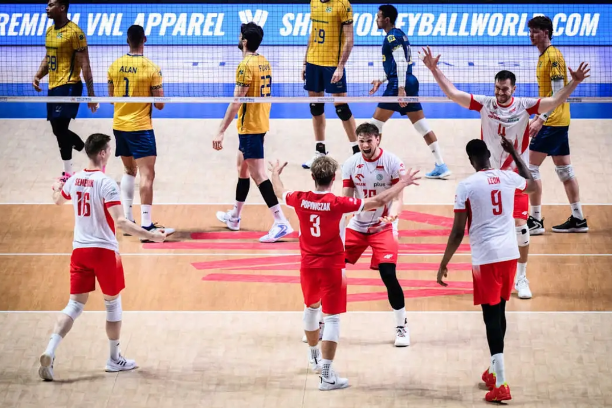 Liga das Nações de Vôlei: Brasil é eliminado pela Polônia e busca bronze contra Eslovênia - 
