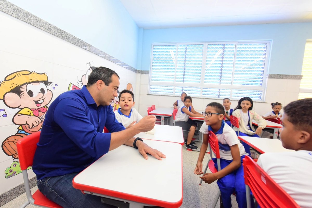 Bruno Reis entrega escola em Castelo Branco com piscina e triplica capacidade de alunos - 