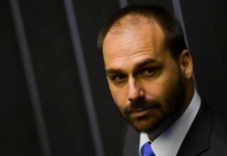 Eduardo Bolsonaro chama decisão do STF de ‘motivo de orgulho’ ao virar réu em ação sobre trama golpista - 