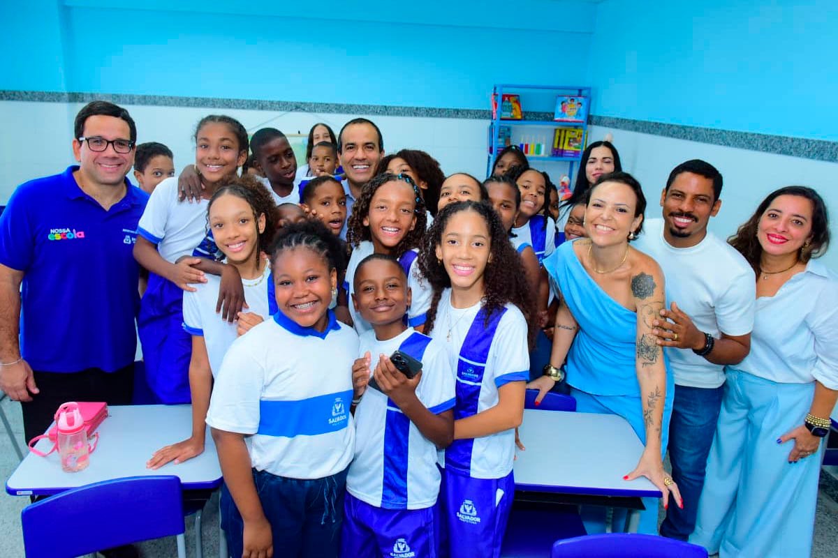 Prefeitura de Salvador entrega requalificação de escola em Cosme de Farias e dobra número de vagas - 