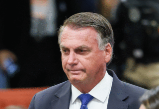 Defesa de Bolsonaro tenta levar ao plenário do STF nova ofensiva contra condenação por tentativa de golpe - 