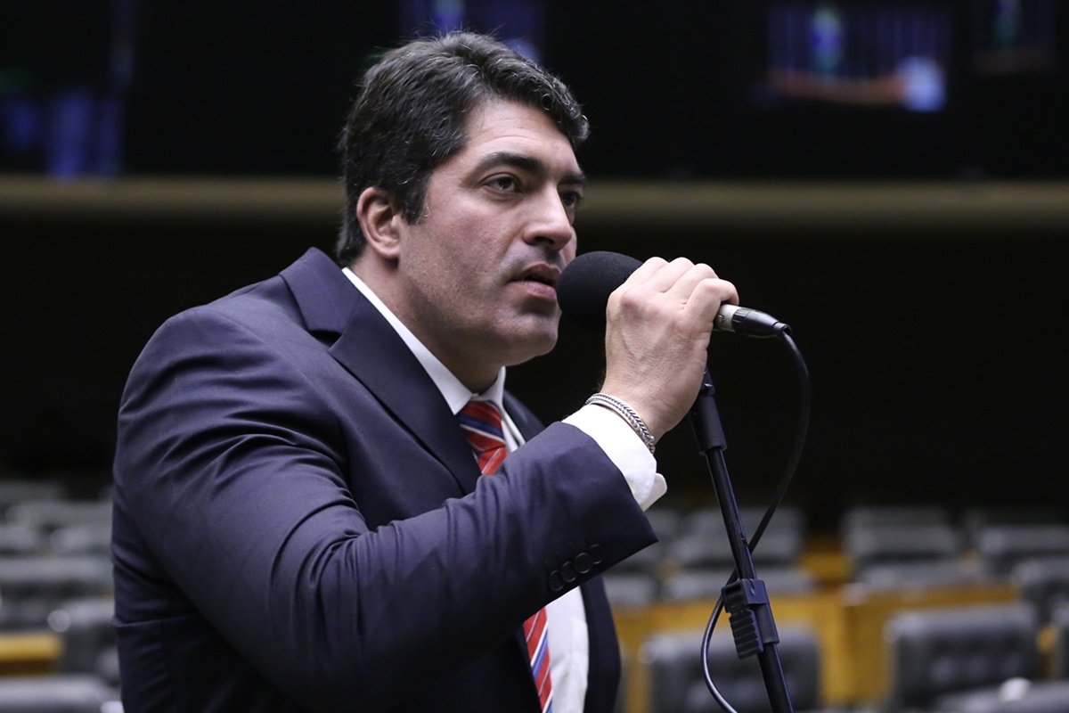 Jerônimo Rodrigues encaminha mensagem à AL-BA e oficializa indicação de Otto Filho para vaga no TCE-BA - 